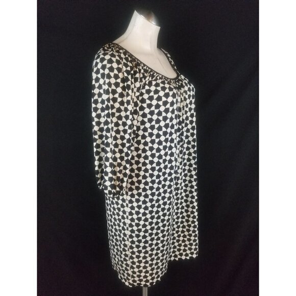 3/$25 Max Studio Size XS Black Off White Dress - Picture 5 of 6